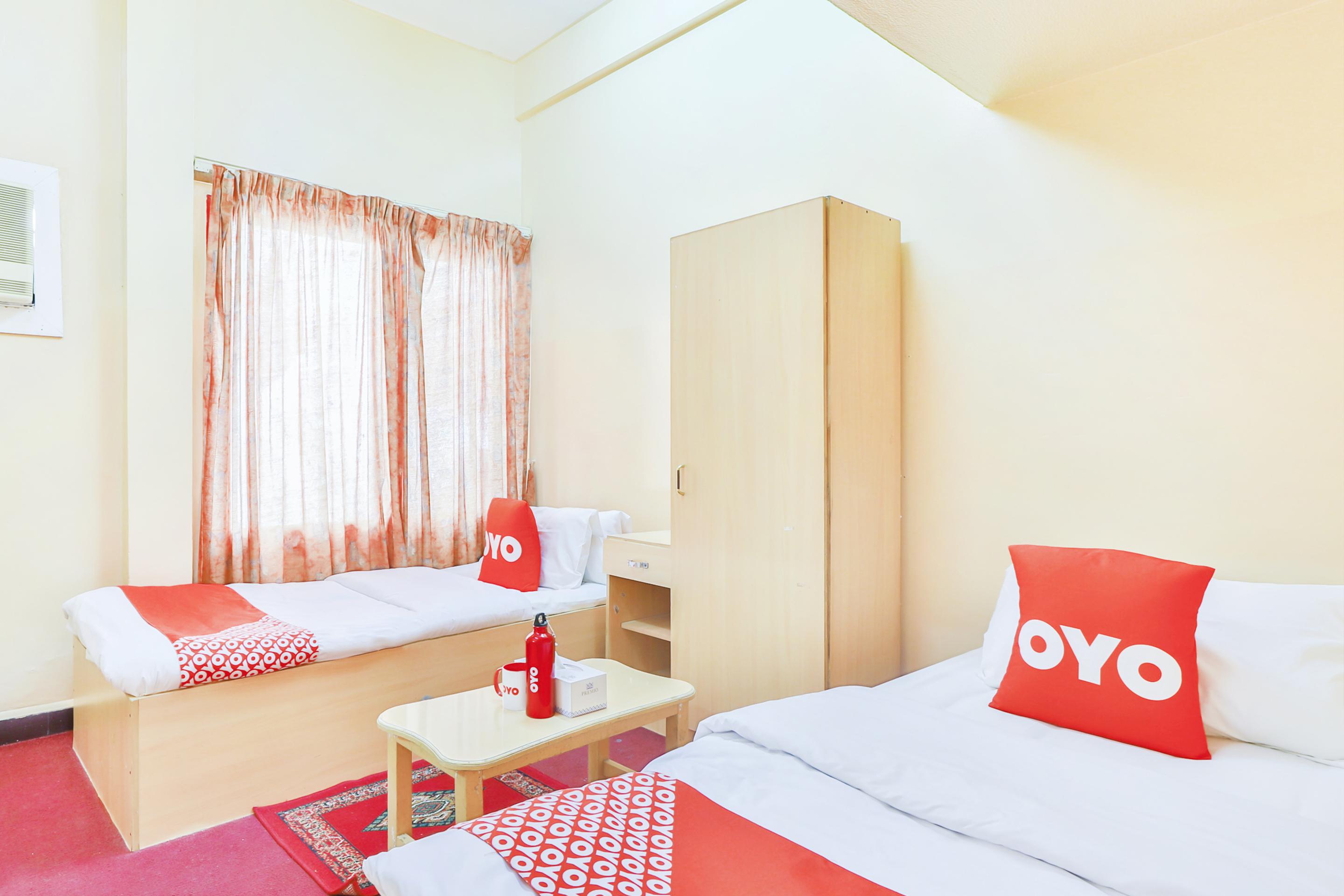 โอโย 393 อัลเวห์ดา โฮเต็ล Hotel ดูไบ ภายนอก รูปภาพ